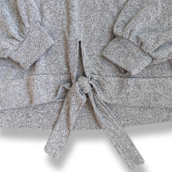 Billabong Heather Gray Knit Pullover Sweatshirt Tie Front, Bishop Sleeves sz M - Picture 3 of 5